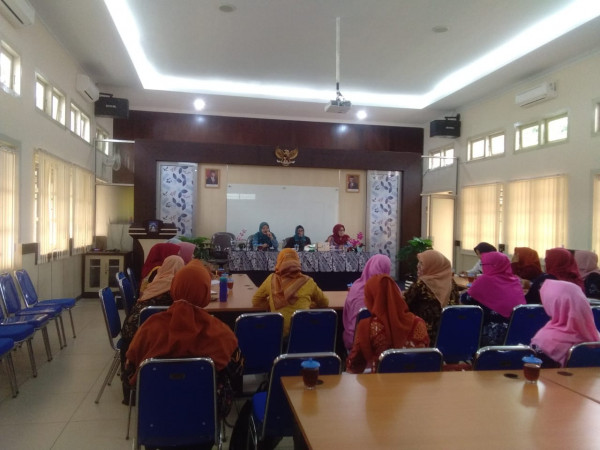 suasana pertemuan fokus