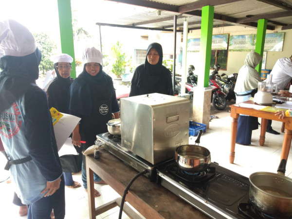 antusias ibu2 anggota ktw