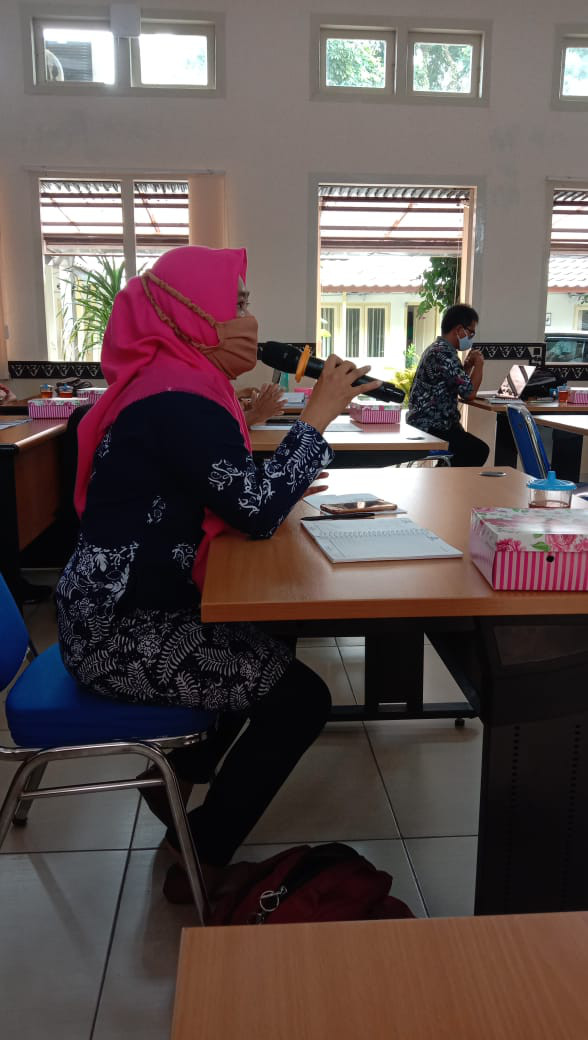 penyampaian laporan online oleh ketua 2 kampung kb