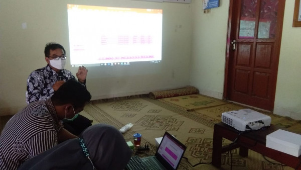 Musdes kampung kb dan  orientasi kader kampung KB COE