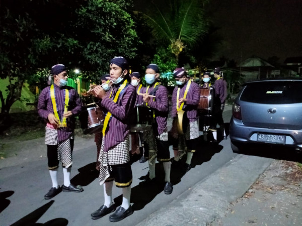  Merti kalurahan wedomartani Kanti Ujub "Rersik Mberat Sukerto Menalaning Bumi" 