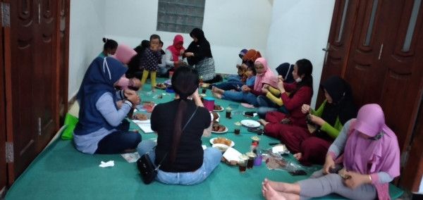 PERTEMUAN PERDANA DASAWISMA EUPHORBIA IV B