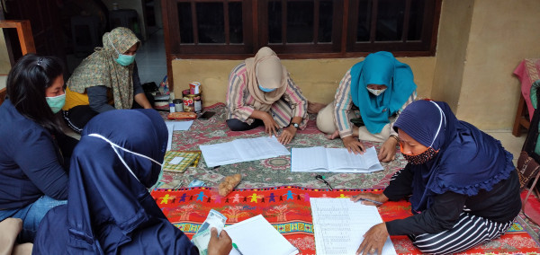 Pertemuan Rutin PKK Rt 004