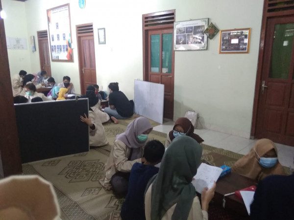 beberapa kelompok belajar