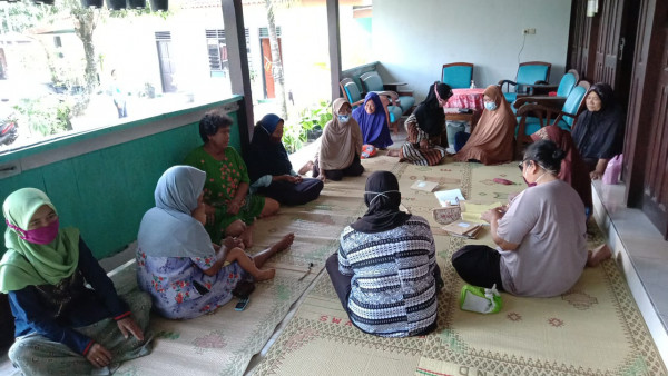 Pertemuan kwt lestari