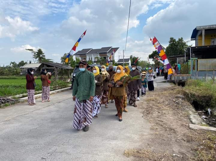 Kegiatan Wiwitan dan Ubinan