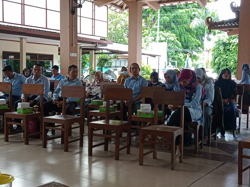 Pembinaan Tim Penanggulangan Kemiskinan Padukuhan dan Tingkat Kalurahan Wedomartani.