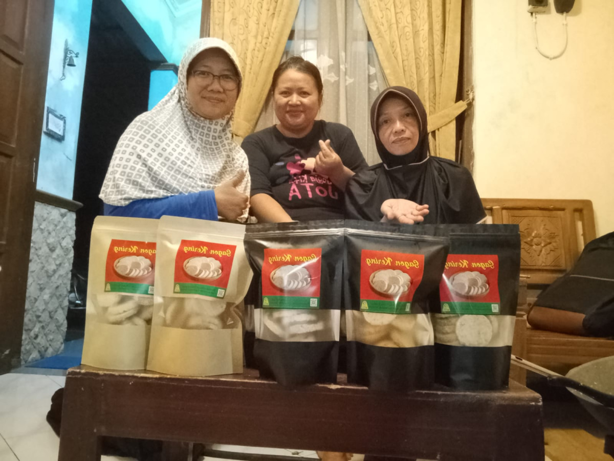 Produksi Sagon Kering dari Desa Prima UPPKA Wedomartani