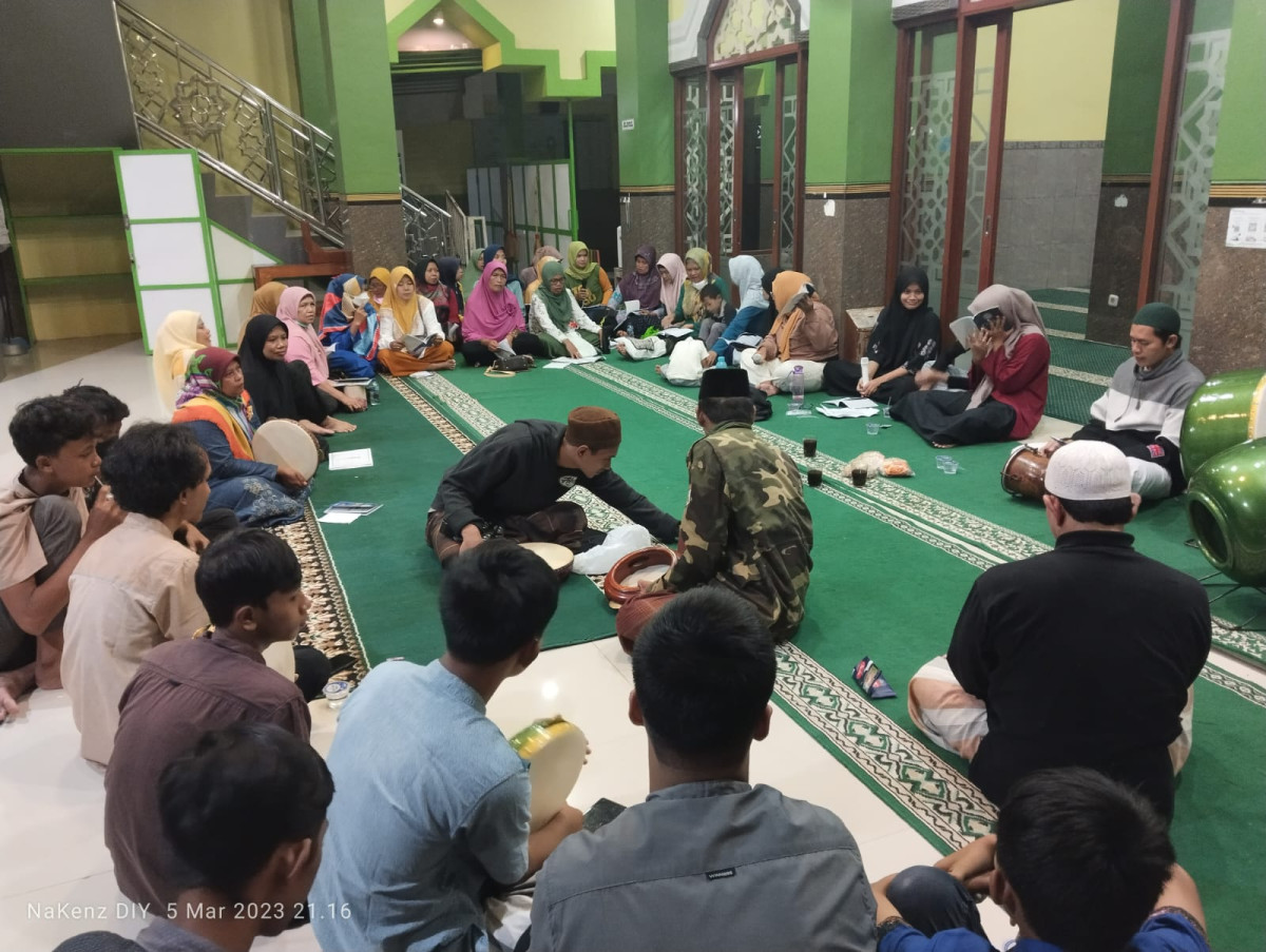 para vokalis sedang menyamakan irama