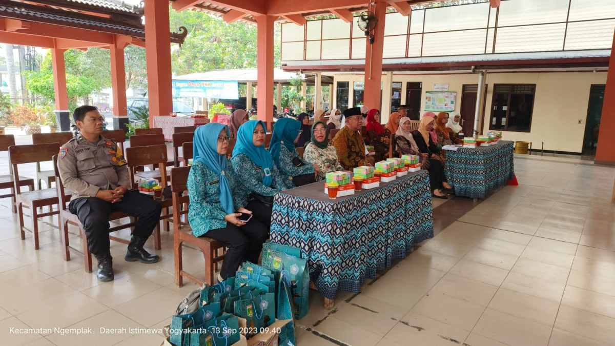 Kunjungan Studi Tiru tentang LANSIA dari Lampung Tengah