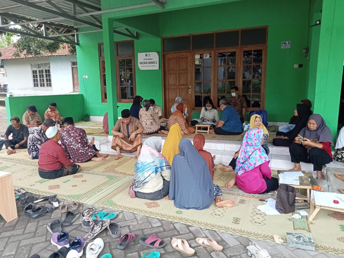 Posyandu lansia Dusun Sono wedomartani