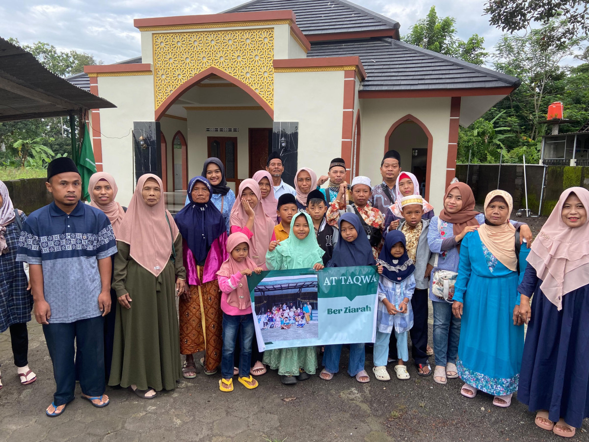 Ziarah bersama muslim at taqwa