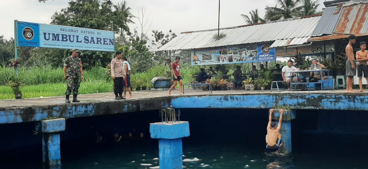 Sambang Padusan Umbul Pajangan Saren