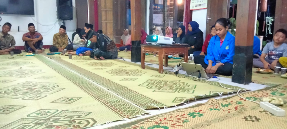 Mahasiswa Praktik Kebidanan UNRIYO di Padukuhan Tonggalan