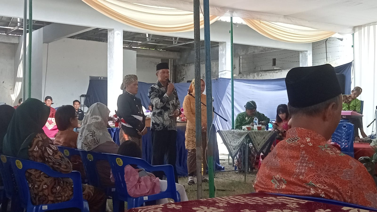 Pernikahan putra dari bpk Warsun rt 3 padukuhan malangrejo