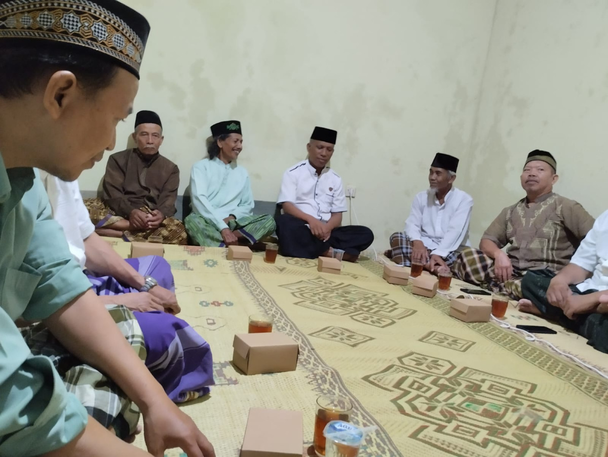 Tahlil dan Dzikir rt 04 Pokoh