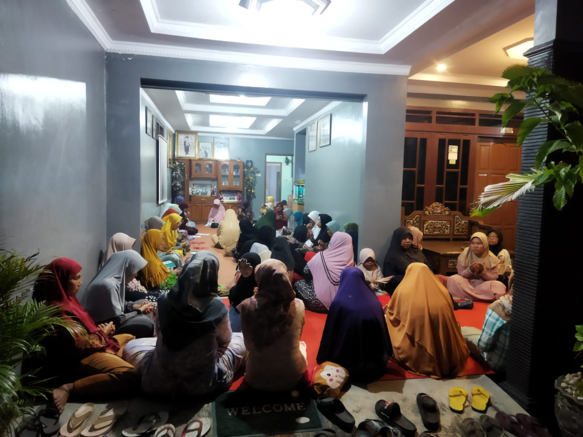 Yasinan Rutin Ibu2 Padukuhan Ceper