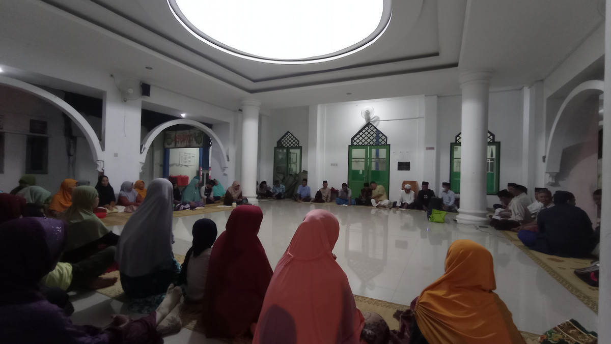 Yasinan rutin malam jumat