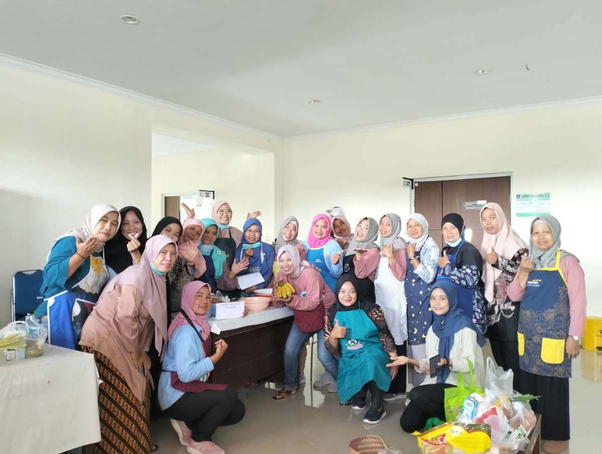 Foto bersama kader Dashat Wedomartani dan Puskesmas Ngemplak 2