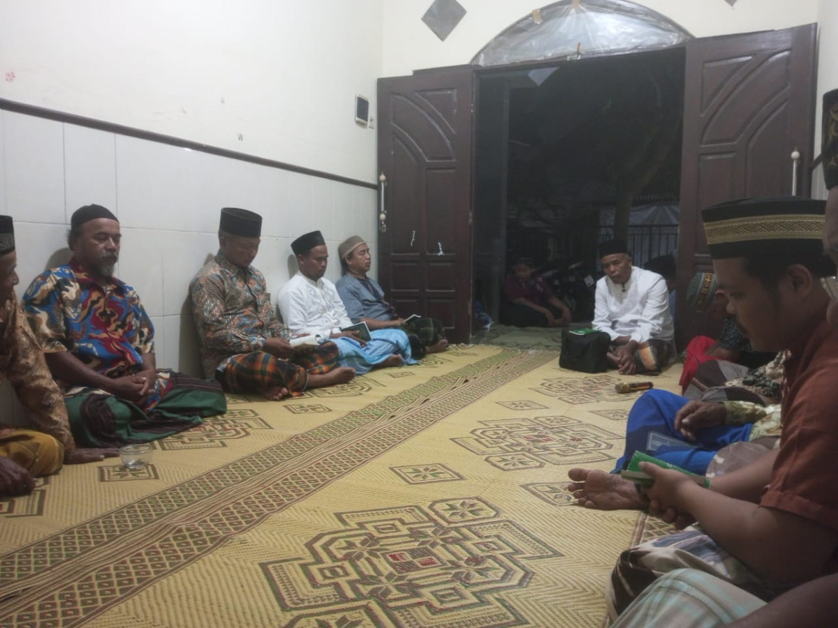 Yasinan Warga RW 35 Dussun Nglarang Malangrejo