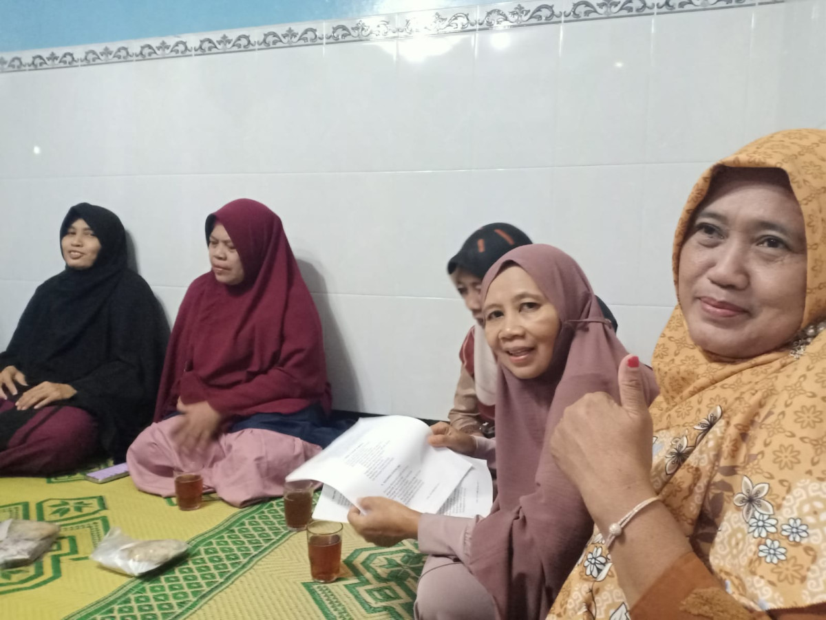Pertemuan rutin PKK RW 57 Padukuhan Bakungan