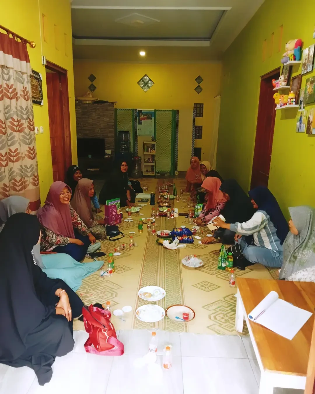 Penyampaian program pkk padukuhan oleh ibu dukuh