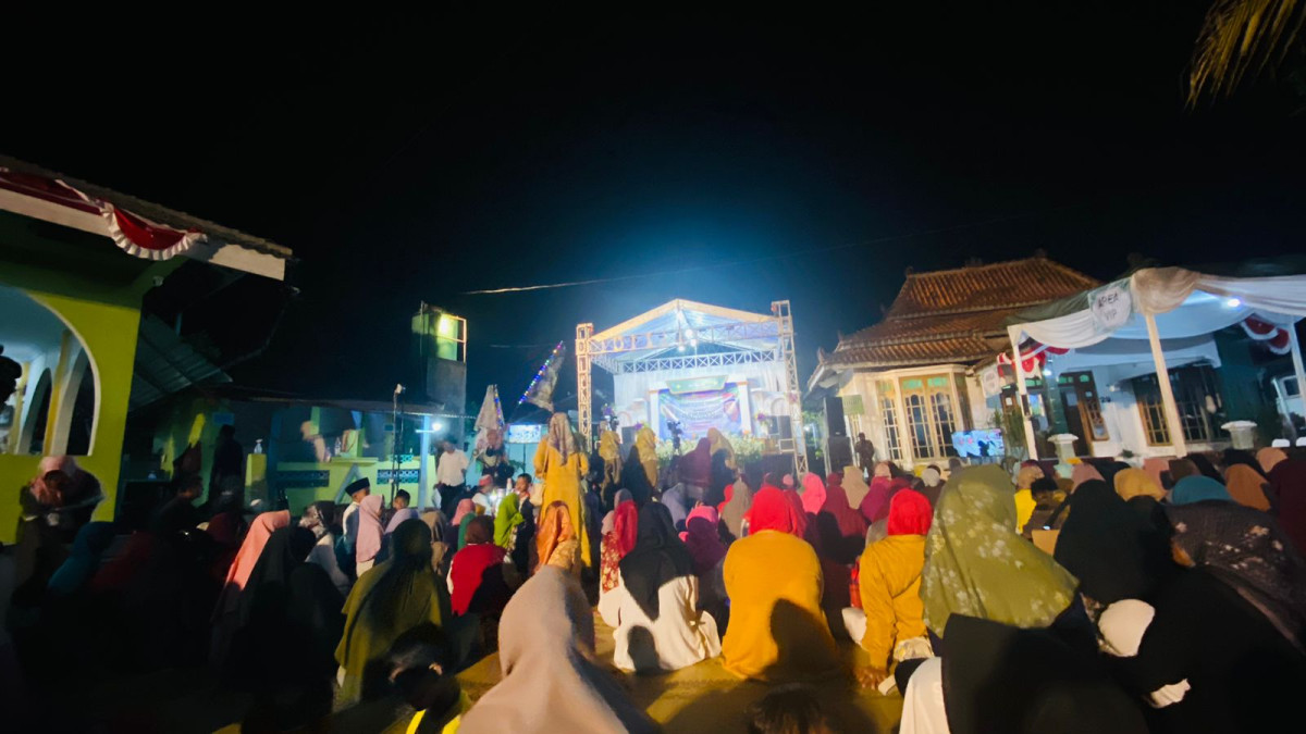 Pengajian bersama Gus munafik dan KH asyhari anta di padukuhan Tegalsari