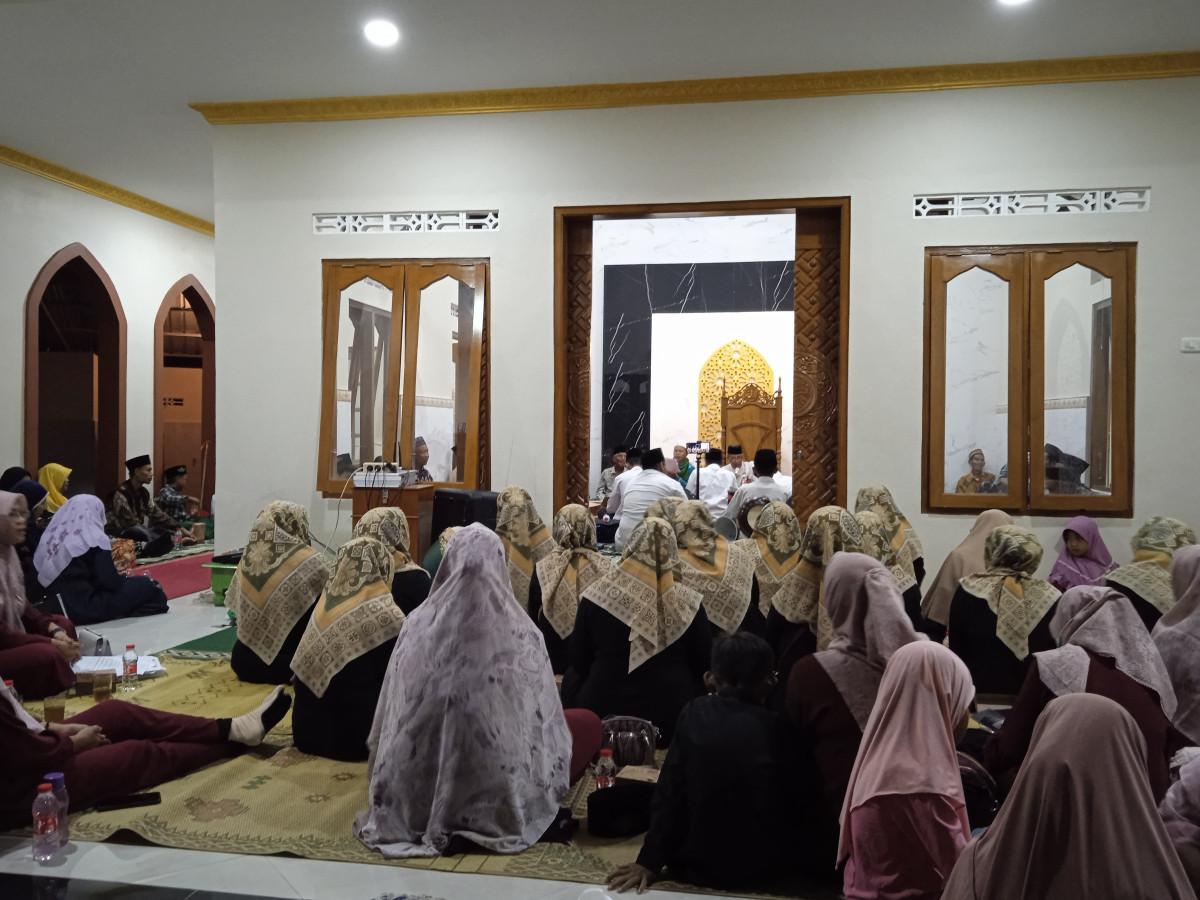 Peringatan maulid nabi at taqwa Demangan