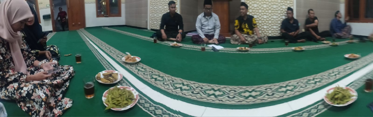 Pertemuan takmir musollah al hikmah RT 02 padukuhan Bakungan
