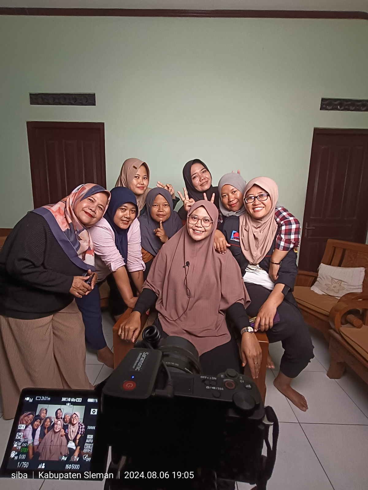 Kegiatan pengambilan gambar dan vidio utnuk rekaman tema kemerdekaan di Jetis