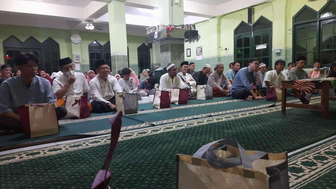 Pengajian Bapak-Bapak di Padukuhan Sempu