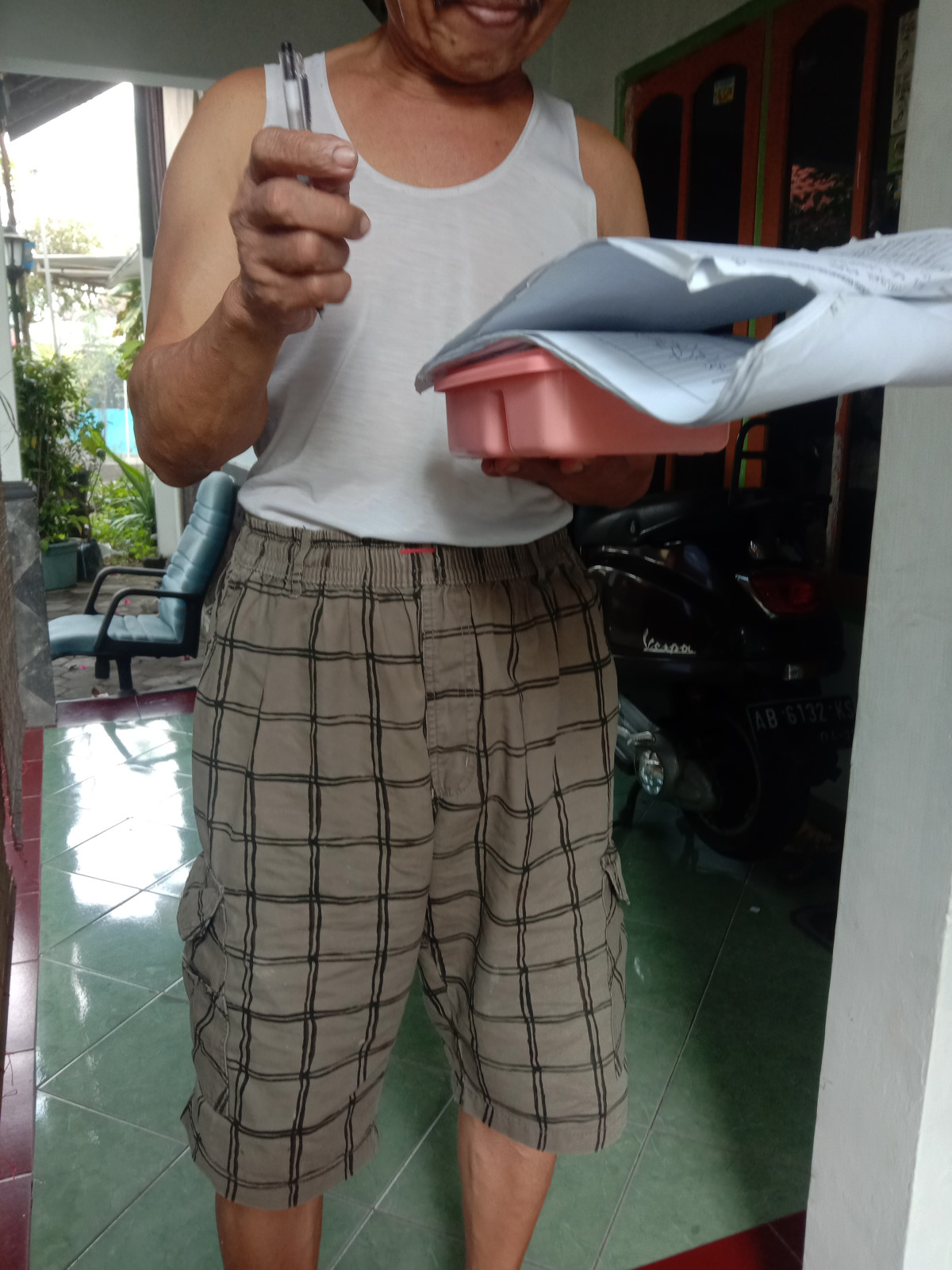 Pendistribusian PMT lokal utk Balita di wilayah Krajan