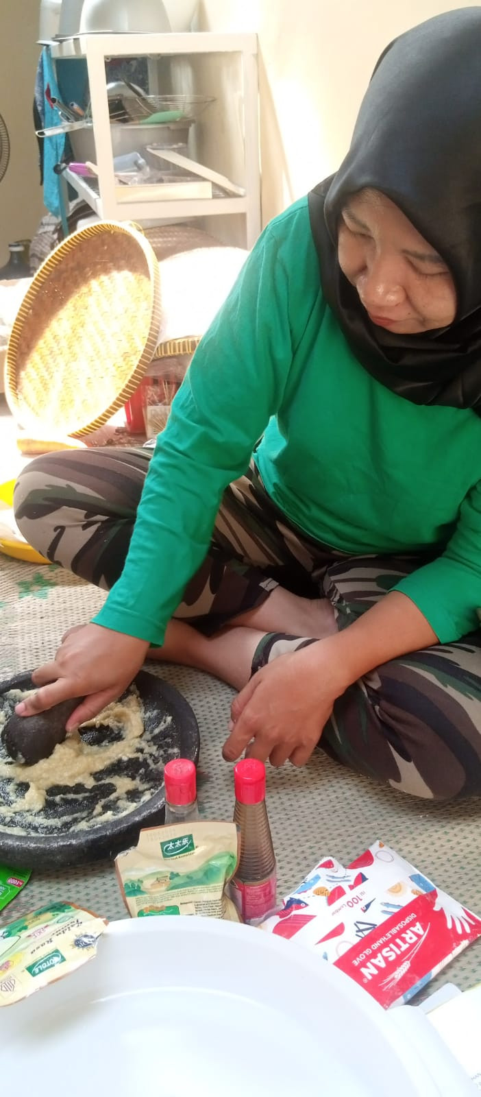 Partisipasi pengolahan PMT Lokal oleh kader Padukuhan Ceper