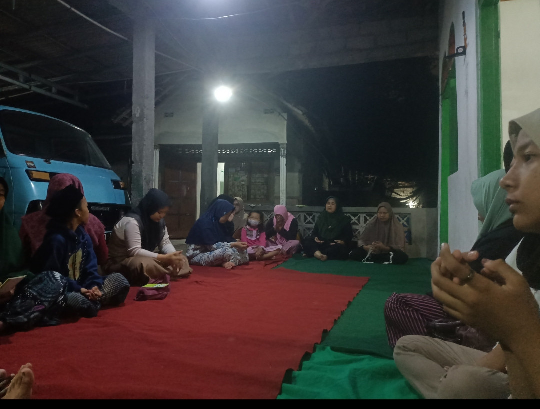 Pengajian rutin tiap malam Jumat Wage mushola Nurul Huda terung padukuhan krandon