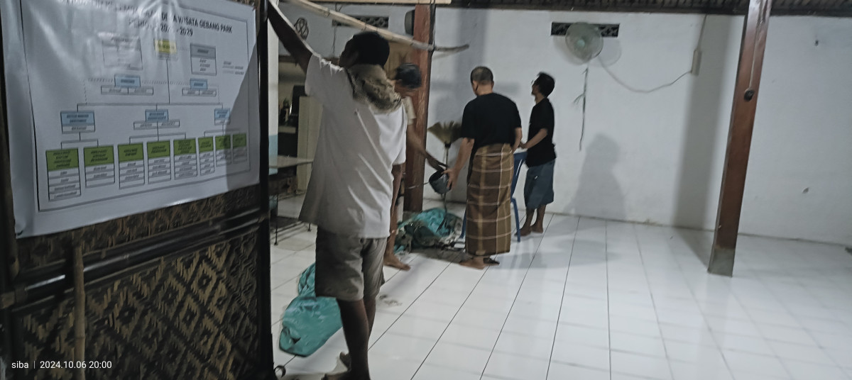 Kegiatan kerja bakti Sertijab RT  gebang jetis