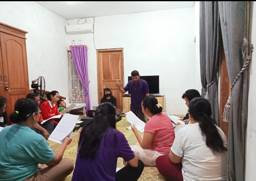 Latian kor umat carollus Sawahan kidul