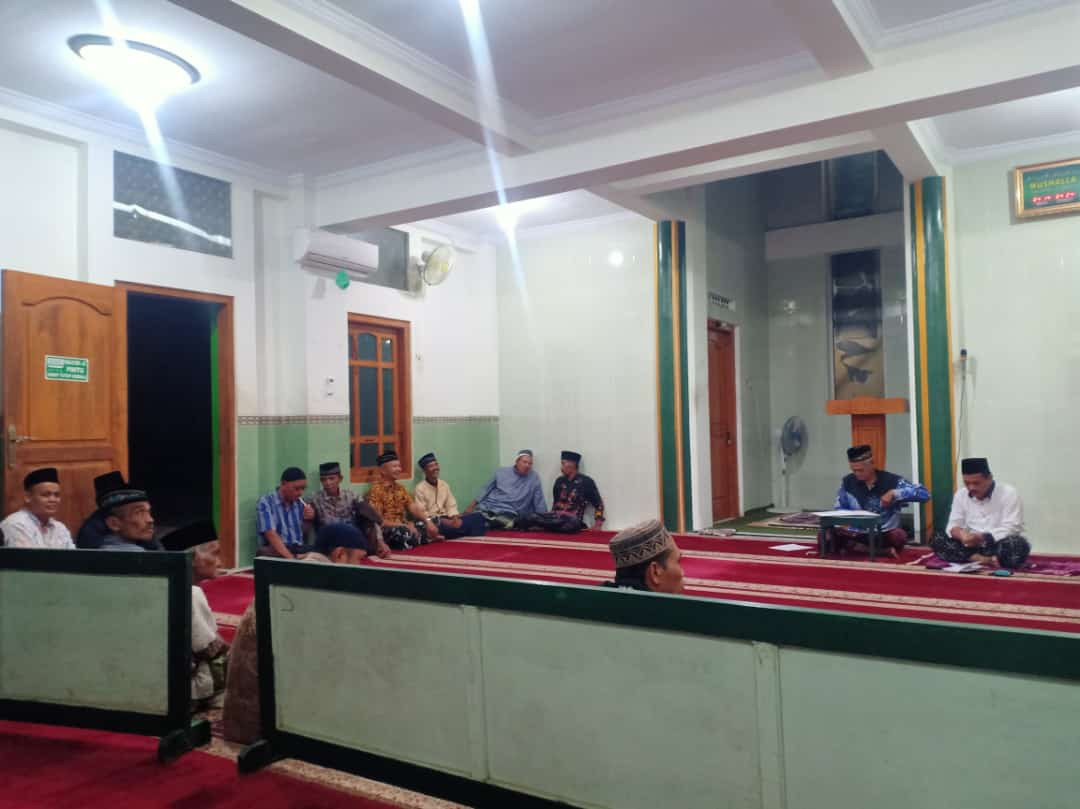 Pengajian malam Minggu musollah nastain padukuhan Bakungan