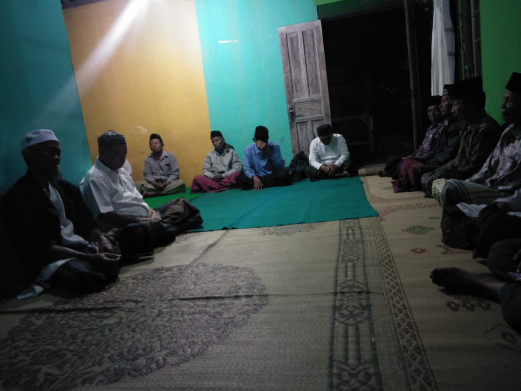 Tahlilan warga gedongan lor