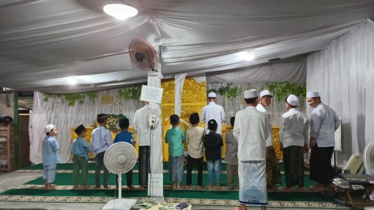 TPA  nurul ishlahiyyah Bakungan belajar praktek sholat