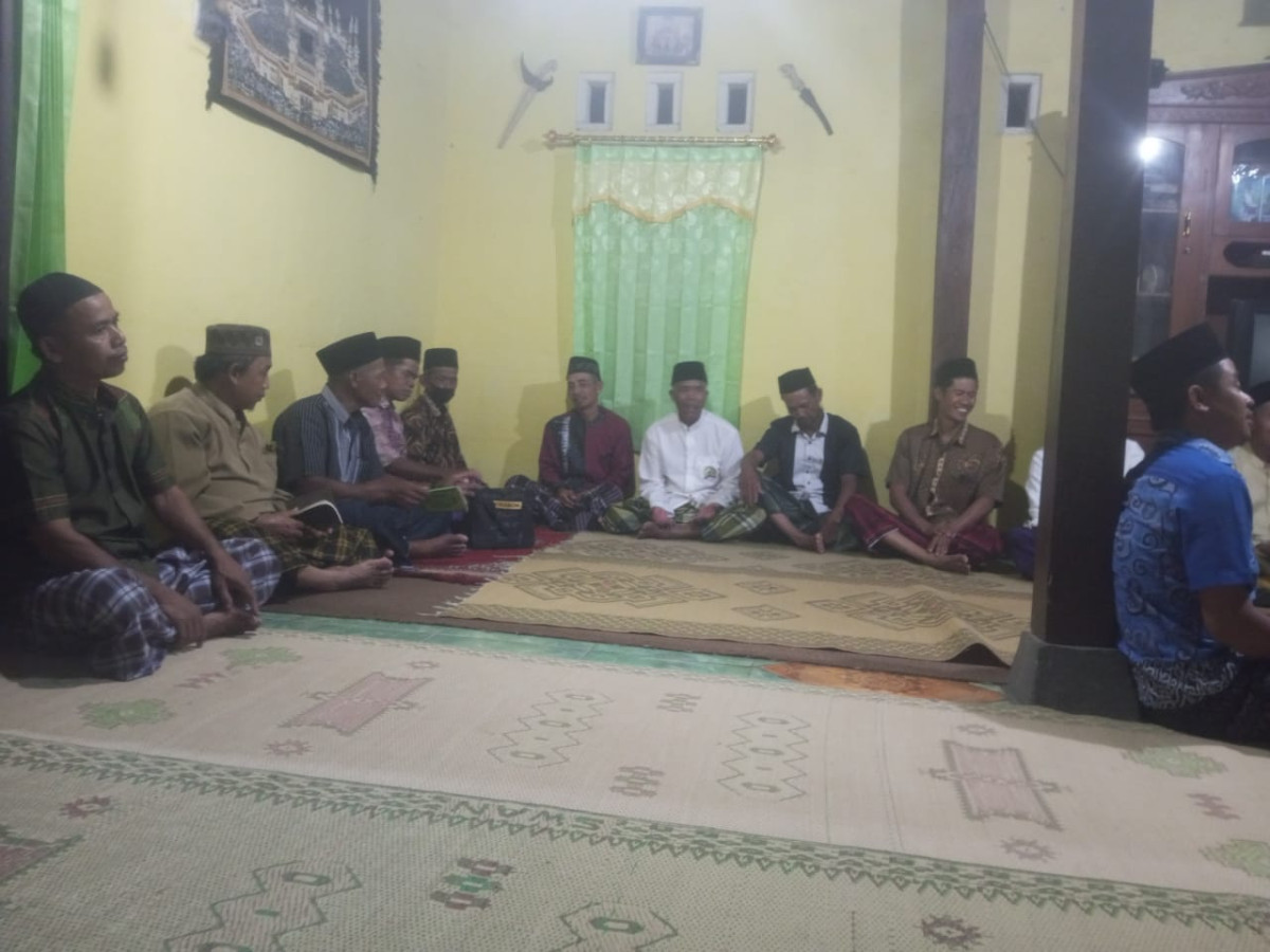 kegiatan Yasinan warga rw 35 padukuhan Malangrejo