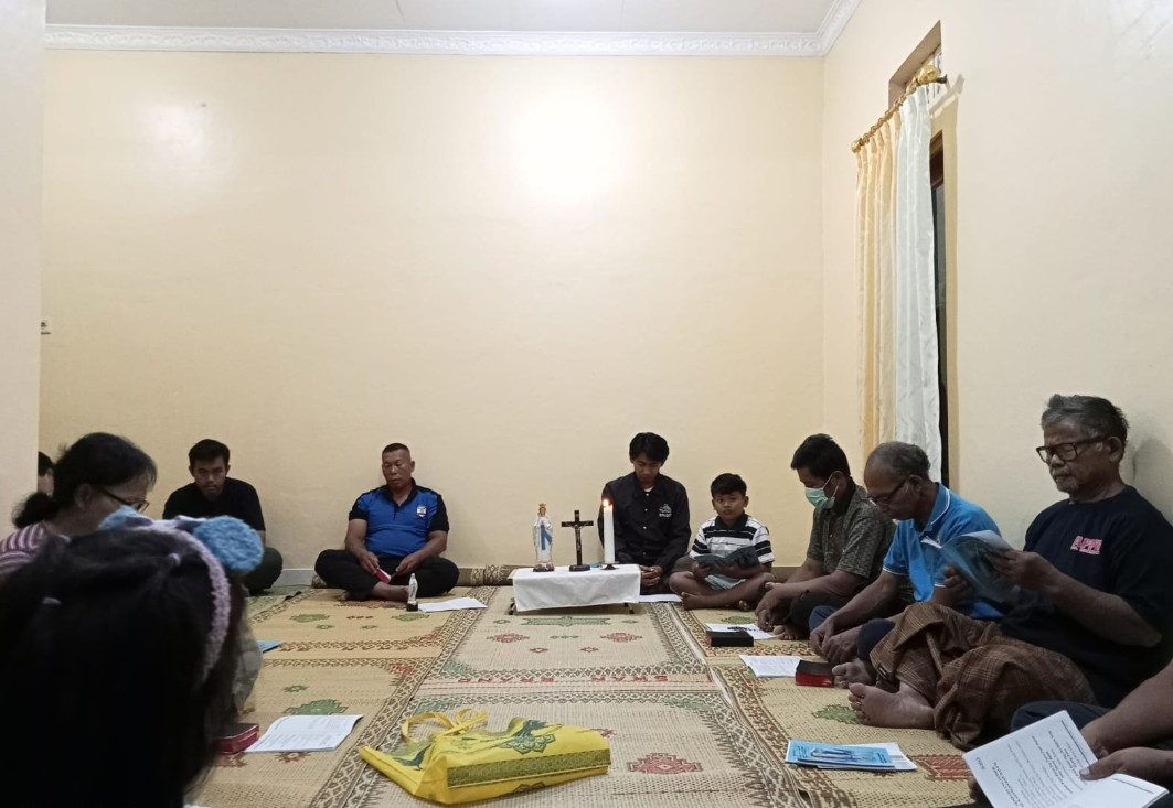 Rosario-16 umat katolik dusun Sawahan kidul