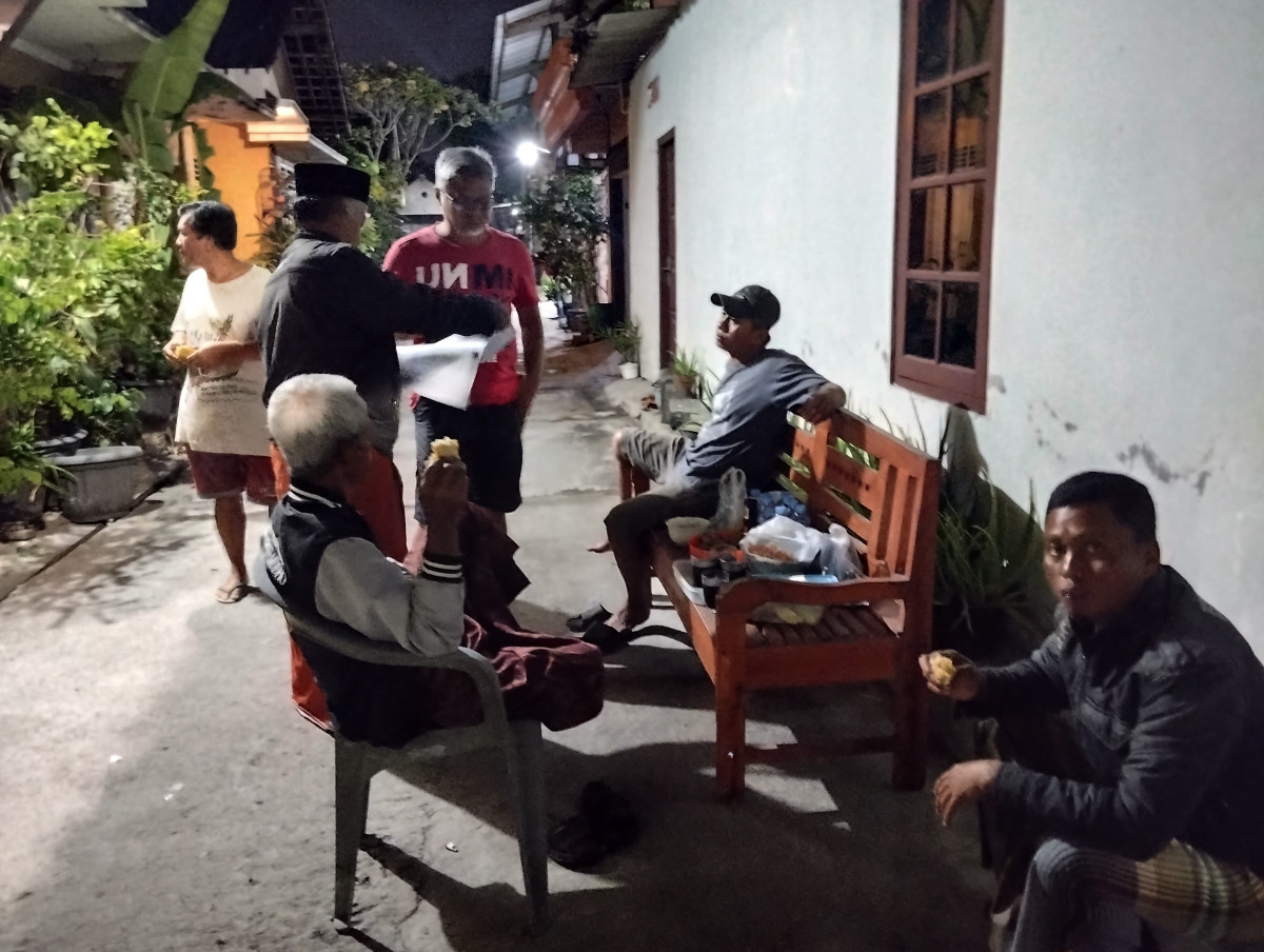 Ronda bapak2 dusun Babadan