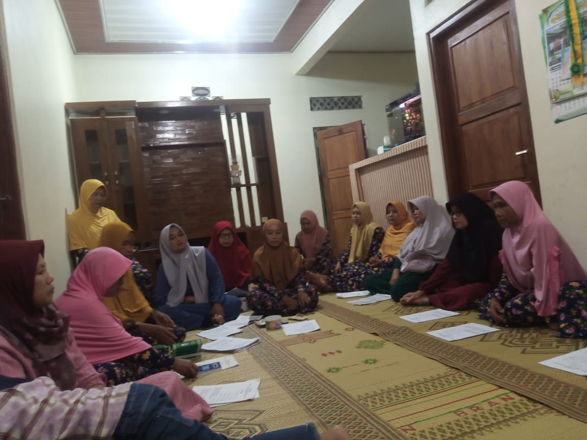 Pengajian Rutin jamaah ta'lim uswatun hasanah warga pucanganom
