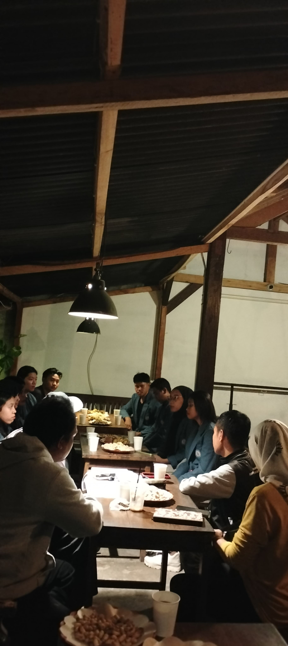 Kegiatan pertemuan tim gebangpark dan Hima Ampta di Jetis