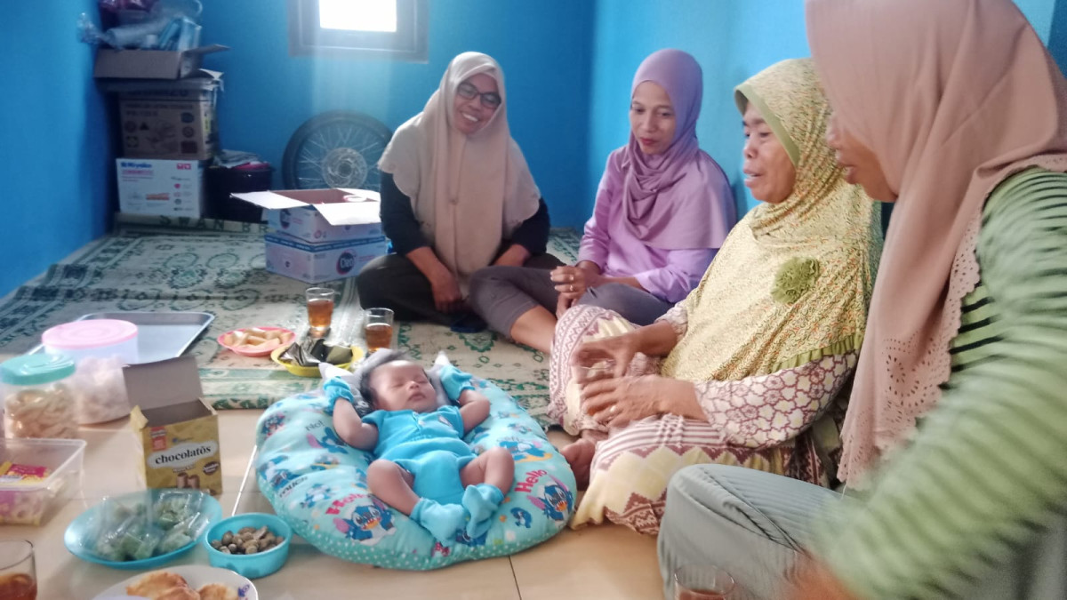 Tilik bayi ibu pasca salin Tonggalan