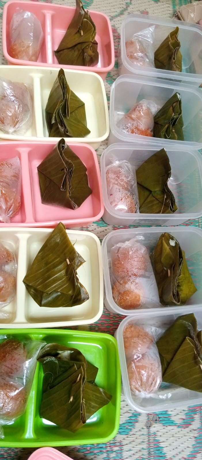 proses memasak PMT lokal utk Bumil oleh kader pucanganom