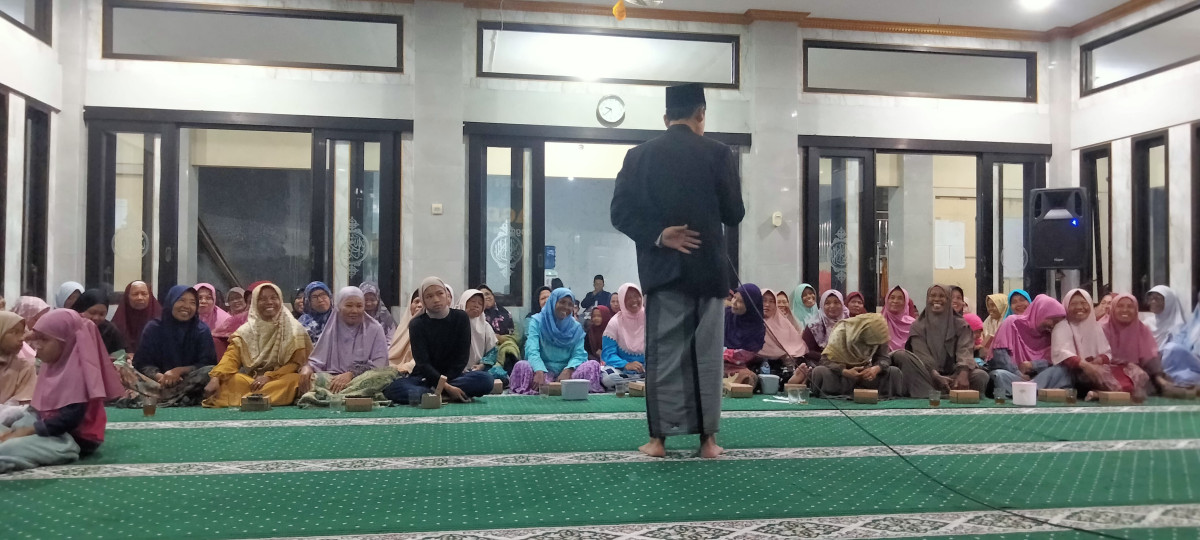 Pengajian rutin minggu wage padukuhan Tonggalan