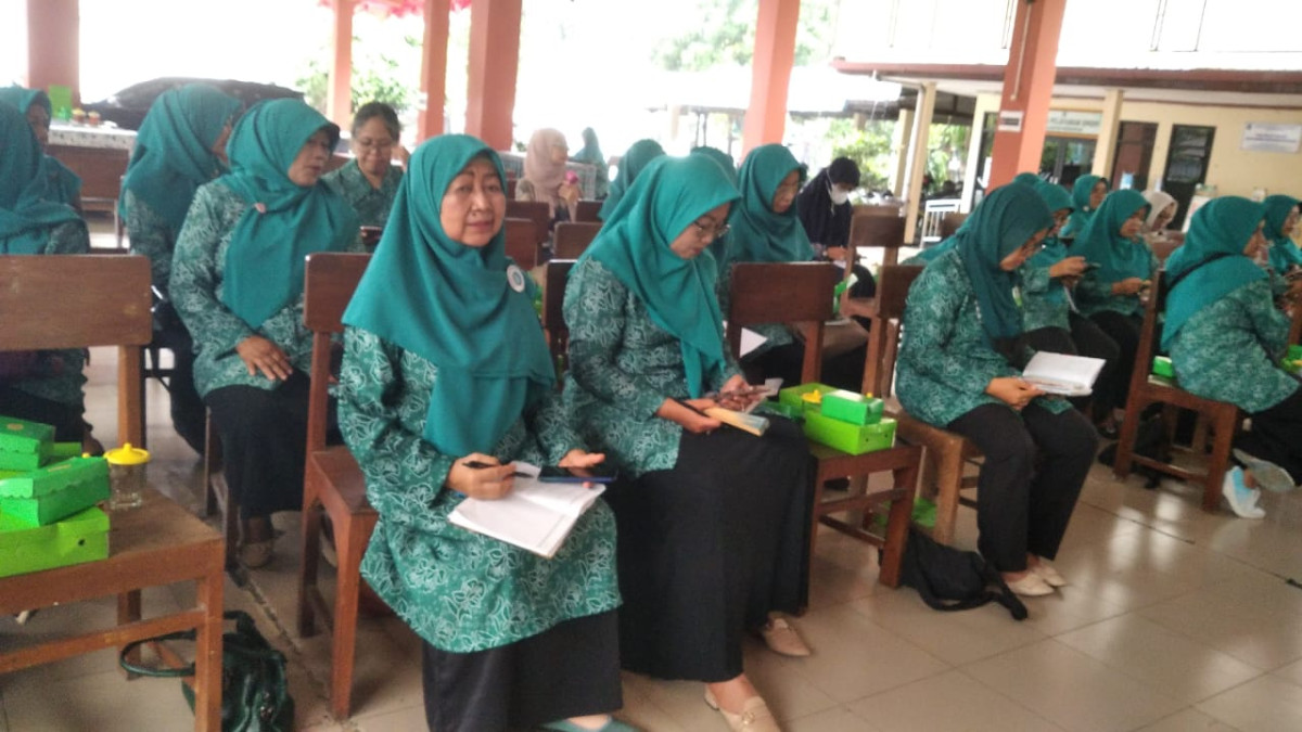 Peserta pembinaan administrasi pkk