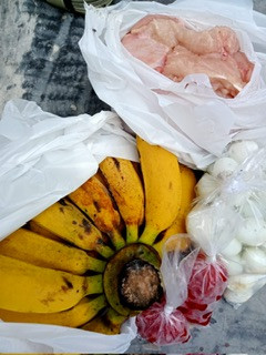 Menyuplai bahan basah PMT lokal oleh kader Sanggrahan