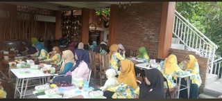 Pertemuan IMP kel 2 dihadiri kader Sanggrahan